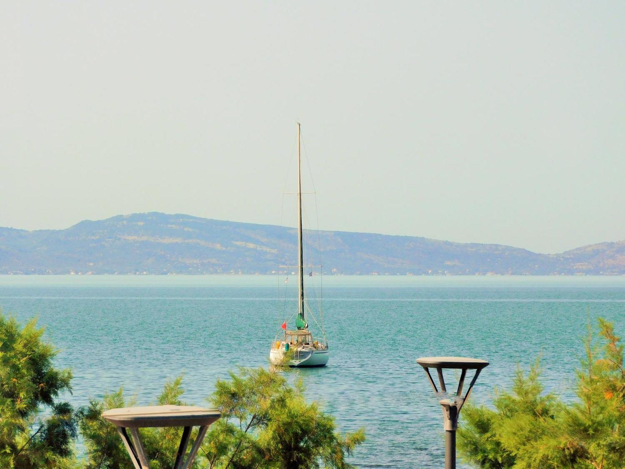 Arisvi All Seasons Hotel Skala Kallonis Exterior foto