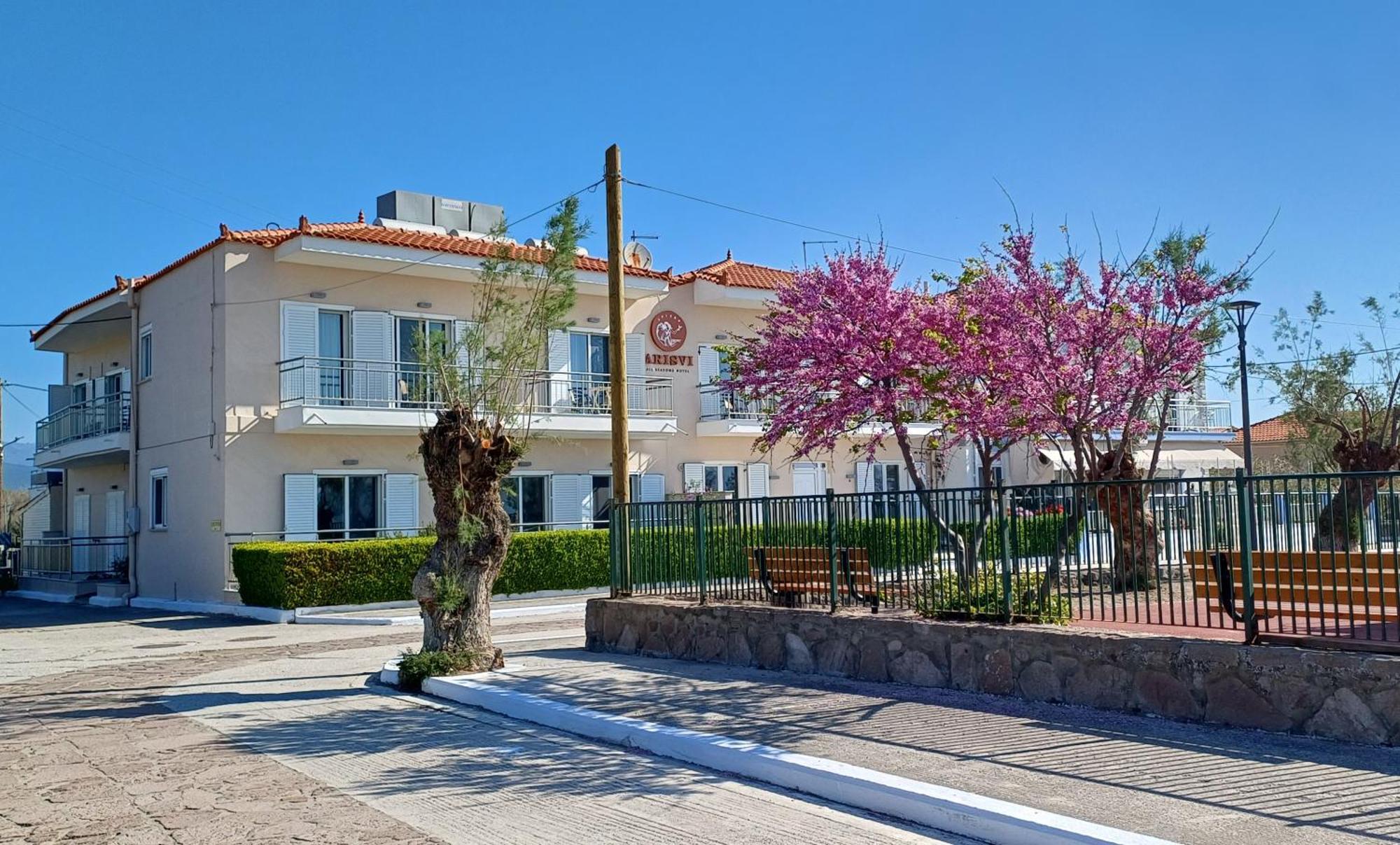 Arisvi All Seasons Hotel Skala Kallonis Exterior foto